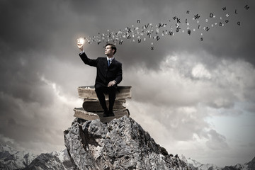 你爱的不是我,你心里还藏着谁,你爱的不是我,是否是我错了,是什么歌里的？